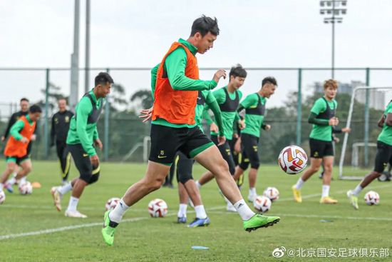 热刺可能终止与洛里的合同 并支付一笔补偿金英媒FootballInsider报道，热刺可能终止与门将洛里的合同。